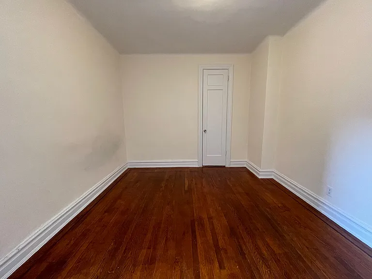 83-15 118th St #6I — Photo 6