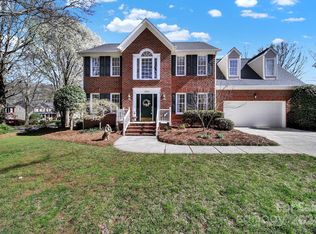 1302 Foxfield Rd, Waxhaw, NC 28173