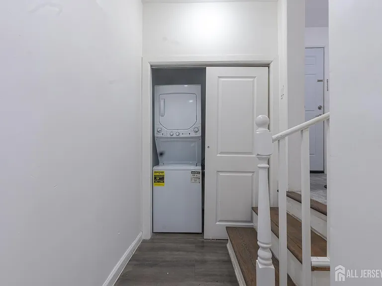 370 Pacific Ave #1 — Photo 5