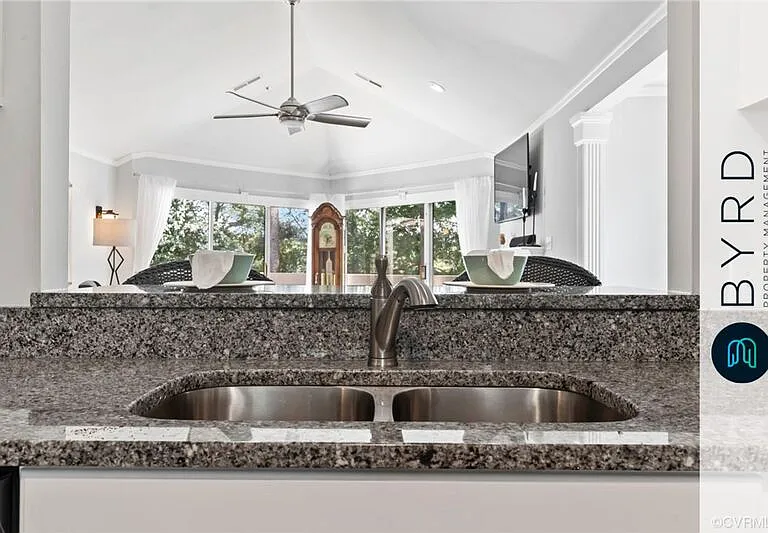 206 Water Pointe Ct — Photo 6