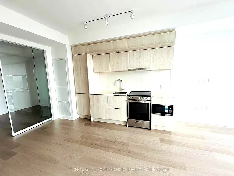 448 Burnhamthorpe Rd W #4401 — Photo 3