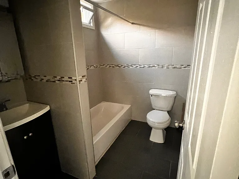 Bathroom (2)