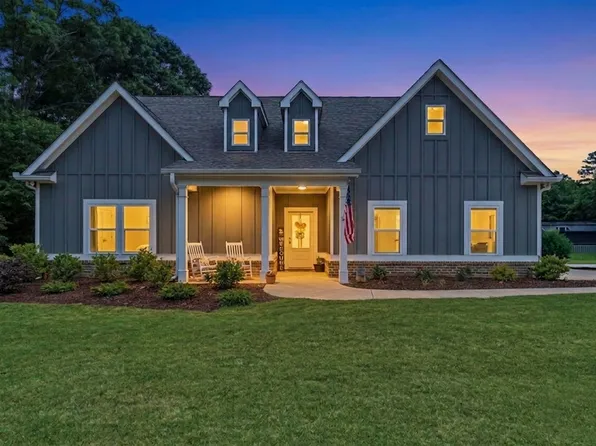 145 Pearl Moon Dr, Eatonton, GA 31024
