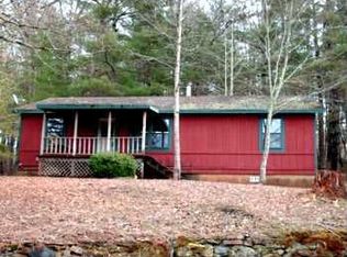 1409 Deerfield Rd, Young Harris, GA 30582