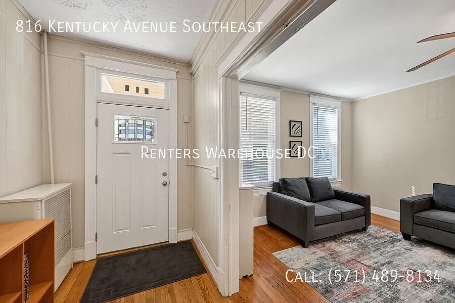  $500 credit - 1st month rent Spacious house in Capitol Hill Rowhome — Photo 2