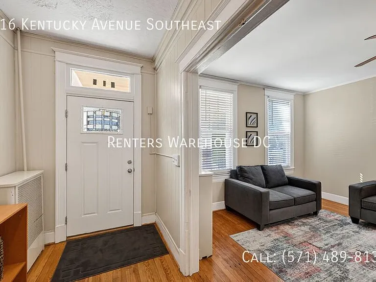 816 Kentucky Ave SE — Photo 2