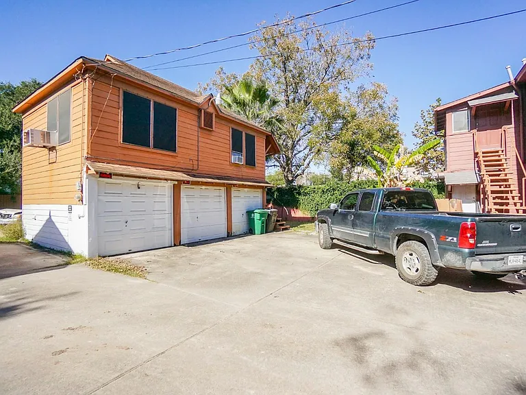 4316 2/2 Jack St — Photo 10