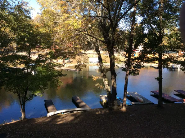 4 Colina Ln, Hot Springs Village, AR 71909