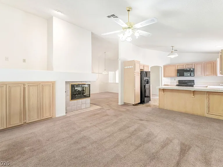 9725 Horizon Hills Dr — Photo 10