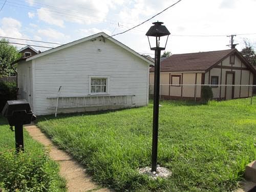 2nd image of 5328 Mardel Ave