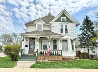 273 College St, Elgin, IL 60120