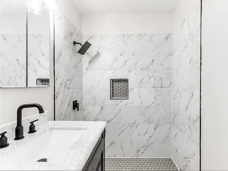143 N Westchester Ave — Photo 14