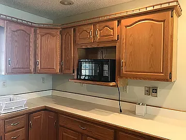 oak cabinets