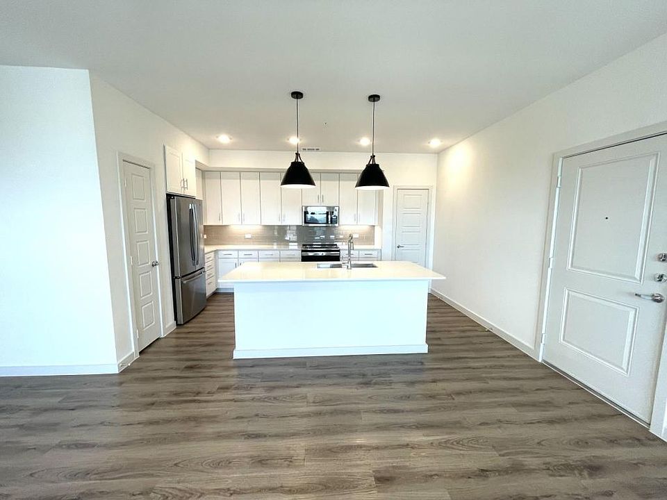 1st image of 149 Larkspur Park Blvd