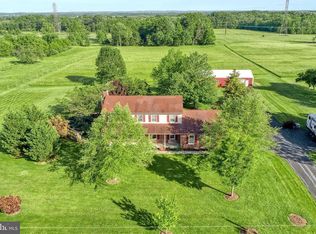 1305 Hunterstown Hampton Rd, New Oxford, PA 17350