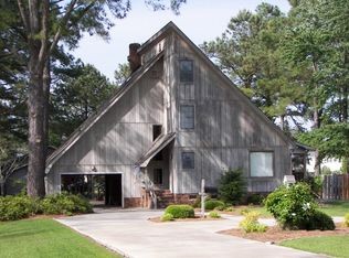 735 Latham St, Belhaven, NC 27810