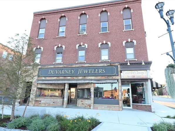 7 High St #5, Clinton, MA 01510