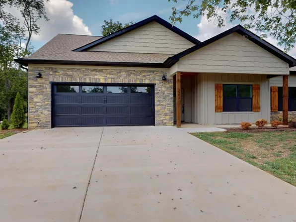 2901 Bobo Ave, Cleveland, TN 37312