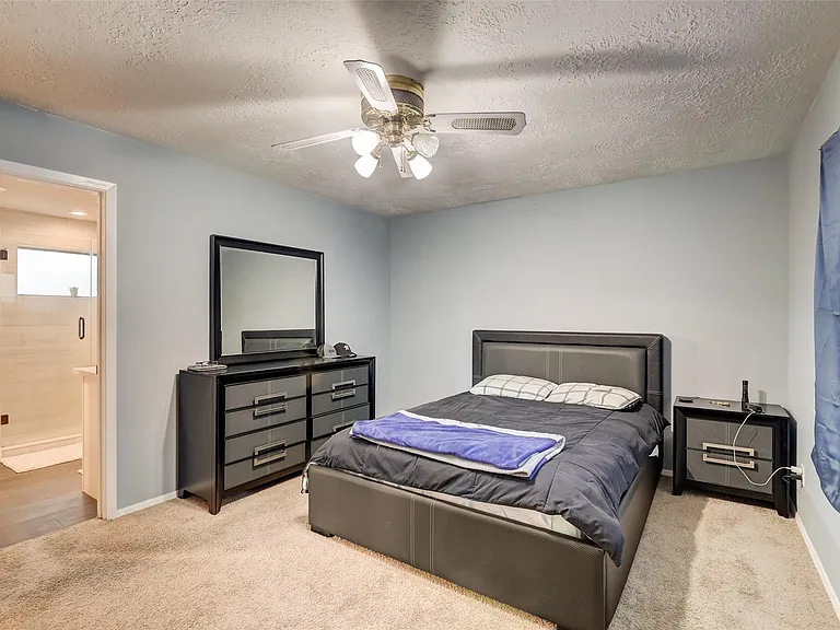 9910 Willmont Rd — Photo 13