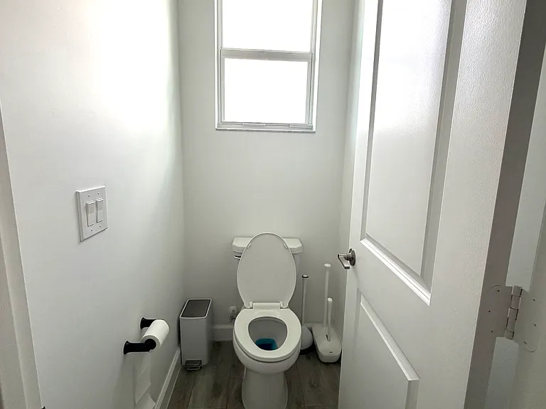 8974 Zevon Ct — Photo 18