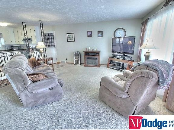 5th image of 2103 N William Ave