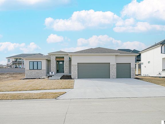 2nd image of 19015 Sycamore Dr