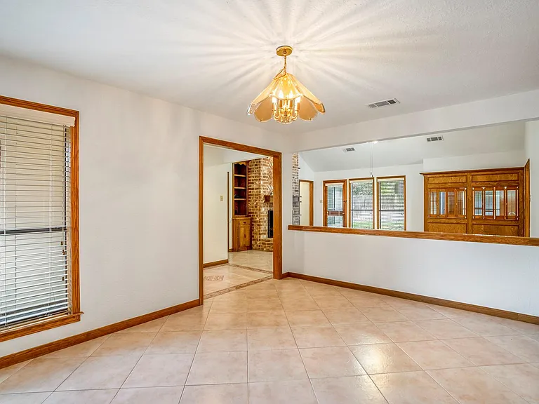 38 Devonshire Dr — Photo 15