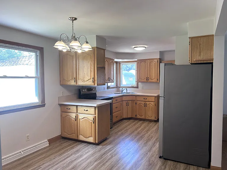 1801 S Telulah Ave — Photo 7
