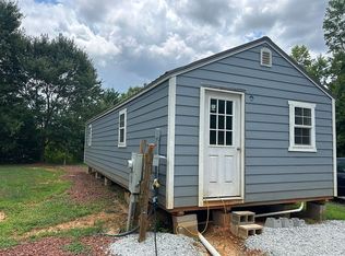 150 Foxcross Dr, Blacksburg, SC 29702