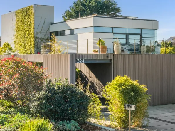 324 Kelly Ave, Half Moon Bay, CA 94019