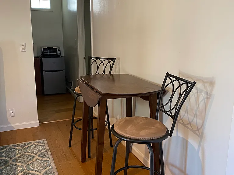 9 Devonshire Way #2 — Photo 5