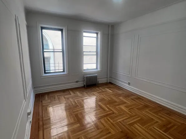 1115 63rd St #2, Brooklyn, NY 11219