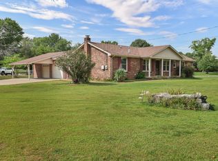 1882 Old Trenton Rd, Clarksville, TN 37040