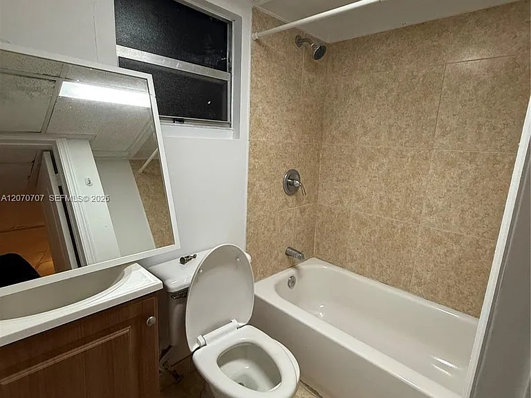 700 SW 8th Ave #22A — Photo 5