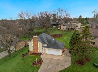 372 Mary St S, Maplewood, MN 55119