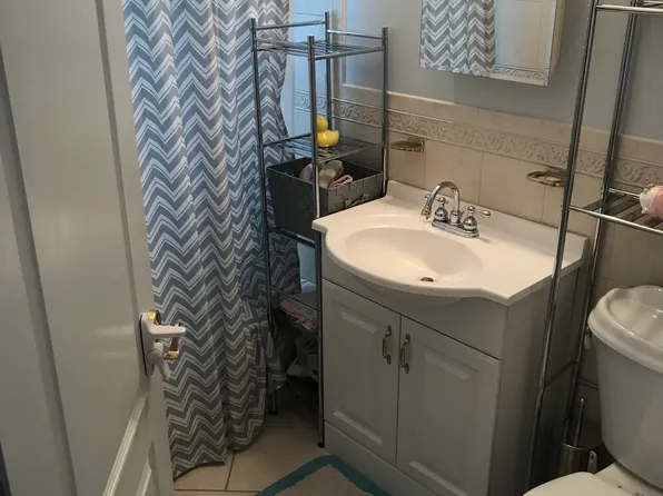 815 Willow Avenue image 8 of 15