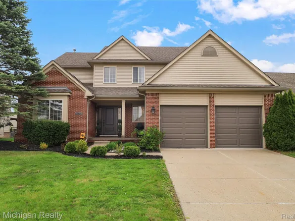 7622 Greene Farm Dr, Ypsilanti, MI 48197