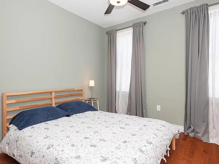 1109 E Wilt St — Photo 23