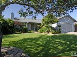 633 Nathan Ln, Santa Rosa, CA 95407