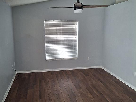 4th image of 84 Melodie Ln