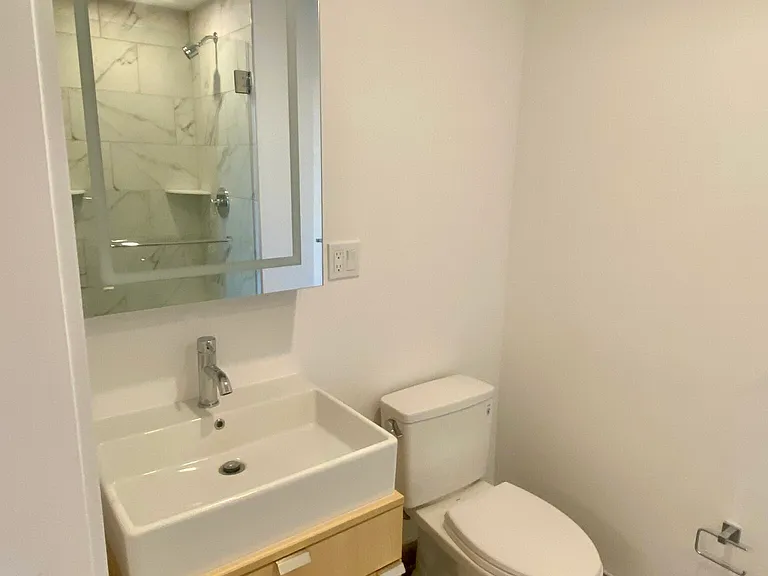 154 Broadway #502 — Photo 11