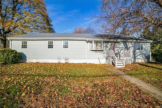 40 Lukens St photo 1