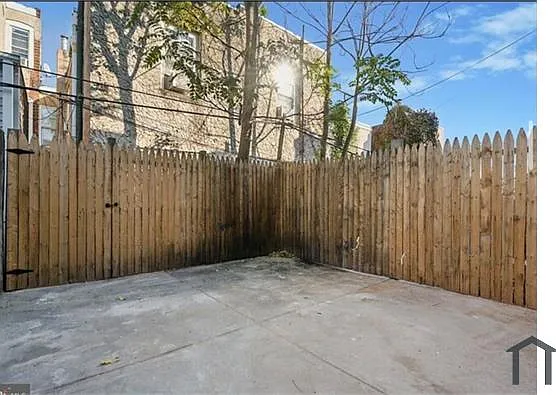 2317 S Beulah St — Photo 13