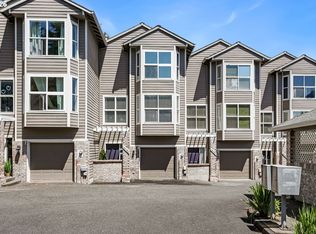 15764 SW Flagstone Dr, Beaverton, OR 97007