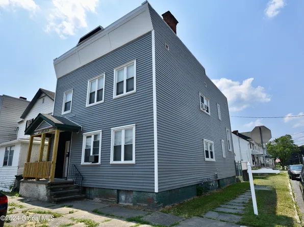 25 James Street, Green Island, NY 12183