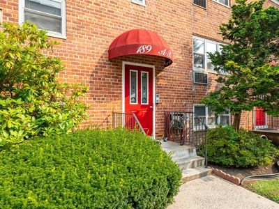 189 Drake Avenue #2A, New Rochelle, NY, 10805