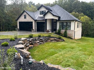 279 Ootsima Way, Loudon, TN 37774