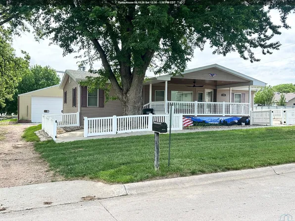 308 N Madison St, Coleridge, NE 68727