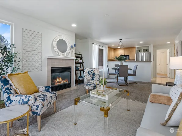 15310 Sunwood Boulevard #F1302, Tukwila, WA 98188