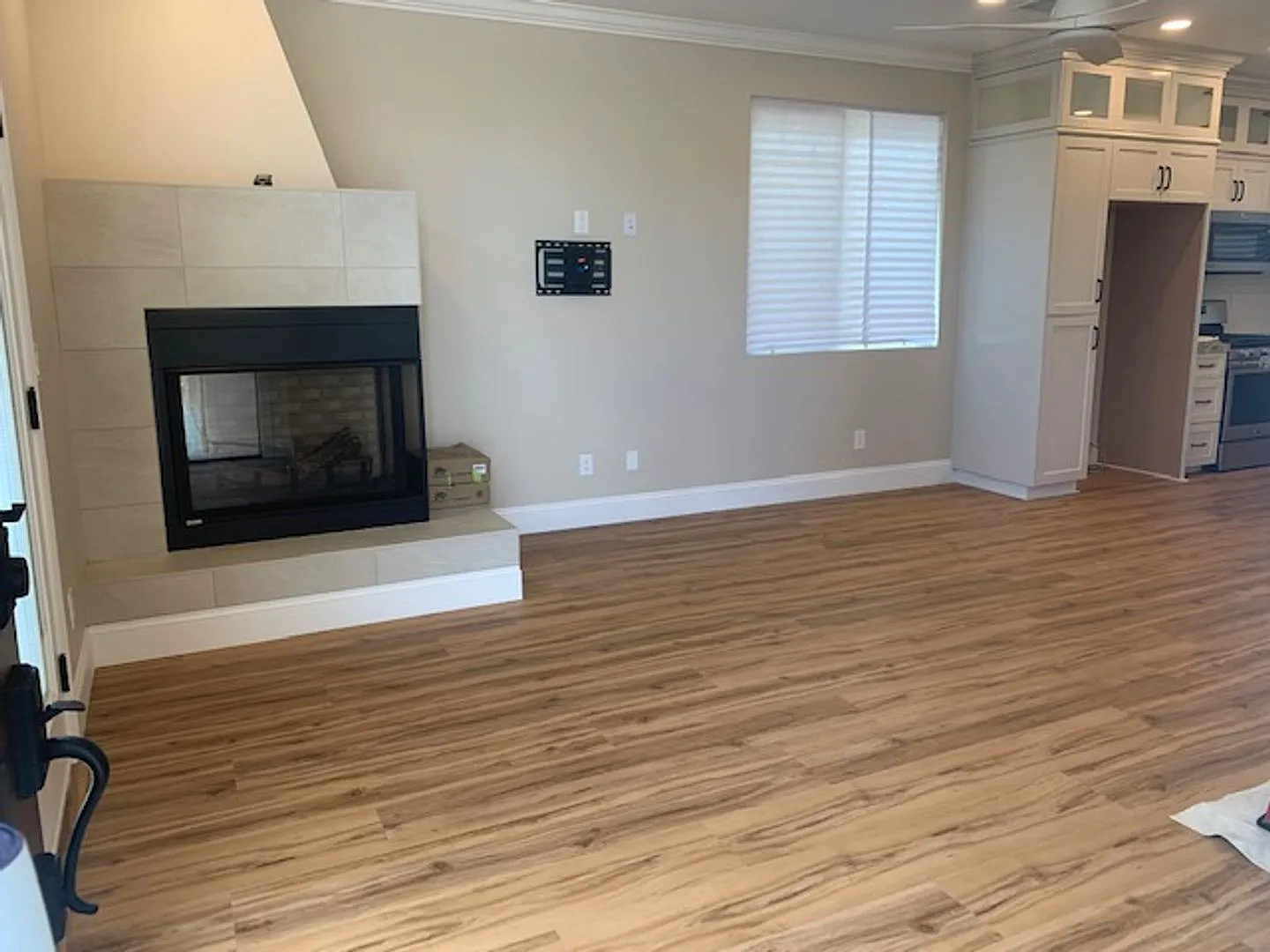 183 Evergreen Ave — Photo 2